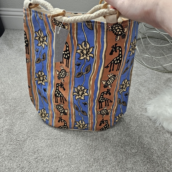 Canvas Giraffe and Turtle Bag - Picture 11 of 11
